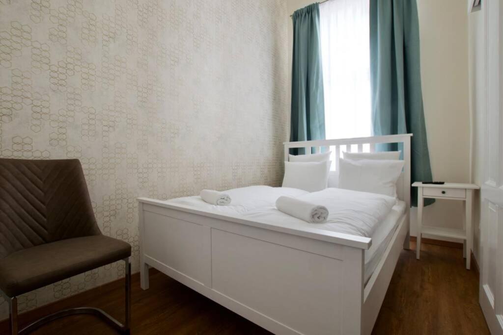Premium Apartment By Hi5-Vaci Str. 3 Bedroom Budapest Luaran gambar